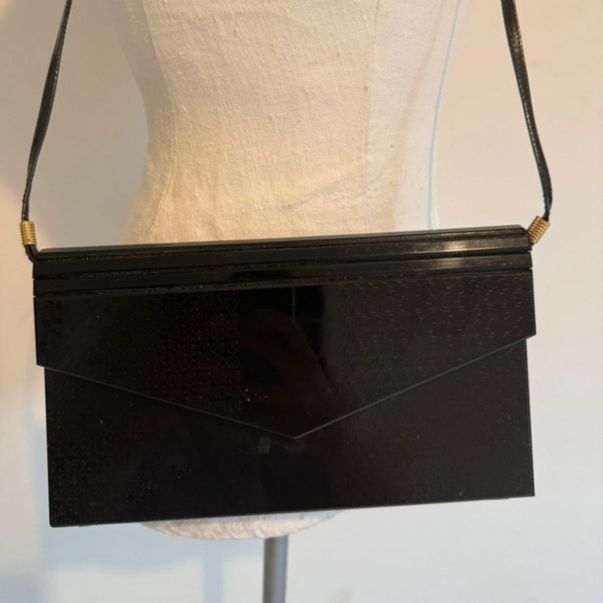 Borsetta anni '80 rigida nera