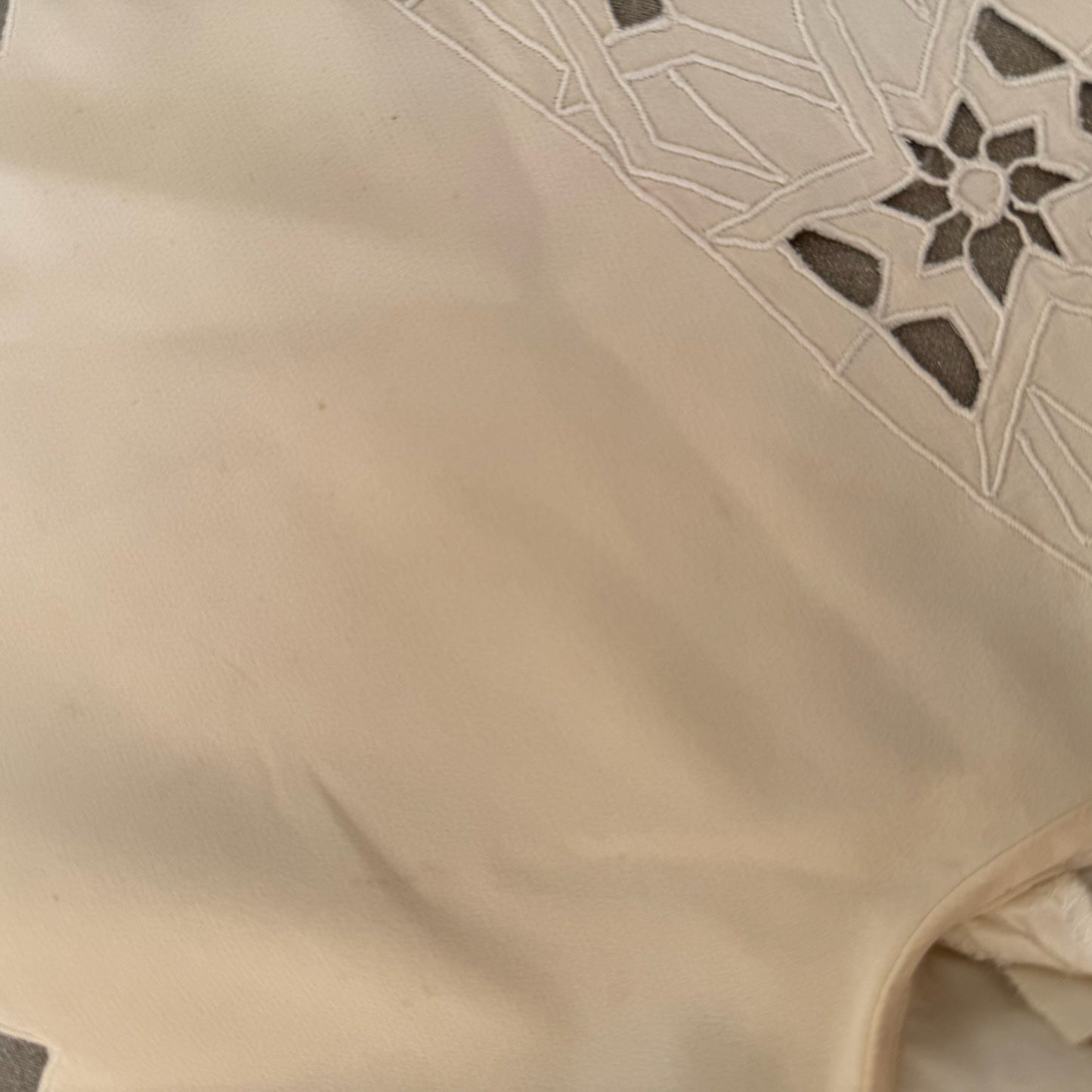 Camicia vintage in seta anni 60 ricamo a mano