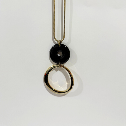 Collana dorata con doppio cerchio anni 2000