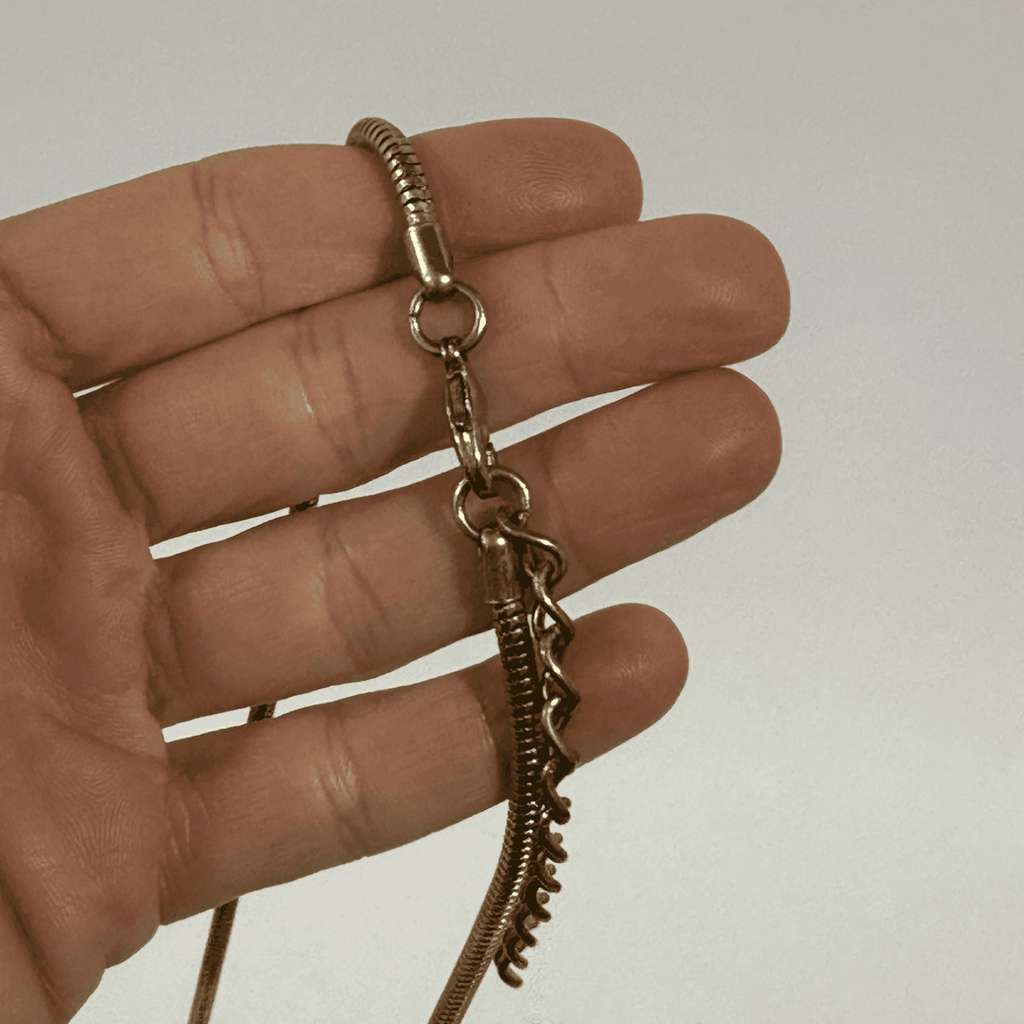 Collana dorata con doppio cerchio anni 2000